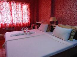 Stefanie Grace Paradise Inn & Restobar