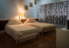 Stefanie Grace Paradise Inn & Restobar