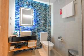 GLOW Bangkok Riverside