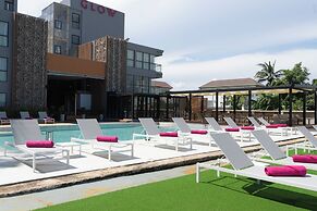 GLOW Bangkok Riverside