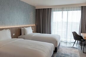 GLOW Bangkok Riverside