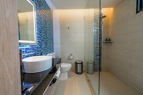 GLOW Bangkok Riverside