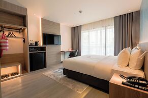 GLOW Bangkok Riverside