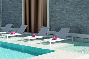 GLOW Bangkok Riverside