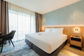 GLOW Bangkok Riverside