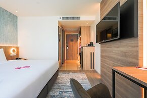 GLOW Bangkok Riverside