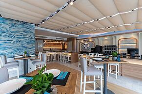 GLOW Bangkok Riverside