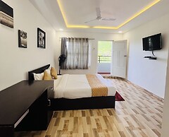 Seven Malai Residency