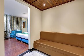 Treebo Blak & Wite Rk Beach