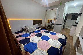 OYO 94221 Grand Asia Afrika Apartment By Qr Property