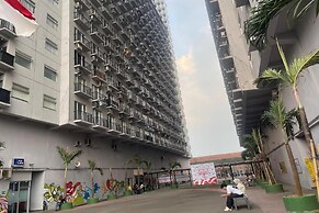 OYO 94221 Grand Asia Afrika Apartment By Qr Property