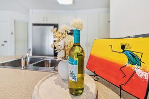 Traveller Jam Close to City & Esplanade