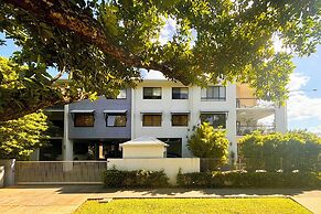 Traveller Jam Close to City & Esplanade