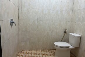 OYO 94222 Anda Kost 2 Near Lapangan Syech Yusuf Discovery