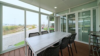 Hwaseong Refresh Glamping & Caravan