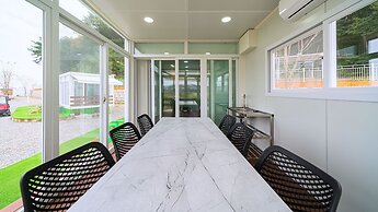 Hwaseong Refresh Glamping & Caravan