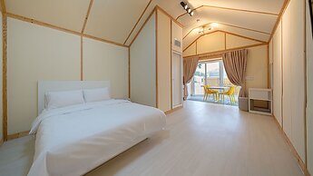 Hwaseong Refresh Glamping & Caravan