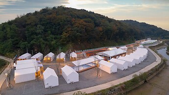 Hwaseong Refresh Glamping & Caravan