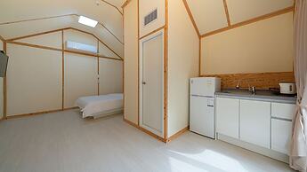 Hwaseong Refresh Glamping & Caravan