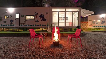 Hwaseong Refresh Glamping & Caravan