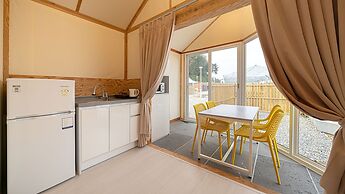 Hwaseong Refresh Glamping & Caravan