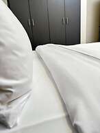 LivLuxe Apartments 2