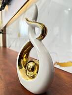 LivLuxe Apartments 2