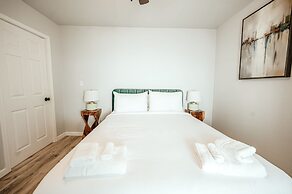 Spacious Cozy 6BR for 14- Lgbtq Friendly 2260