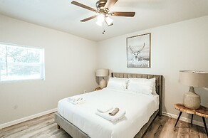Spacious Cozy 6BR for 14- Lgbtq Friendly 2260