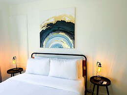 Stunning House In Convenient Location N Downtown