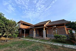 OYO 94245 Alya Homestay Syariah