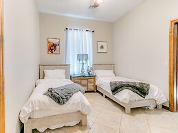 Peaceful Luxurious Ranch Family Reunion