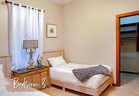 Peaceful Luxurious Ranch Family Reunion