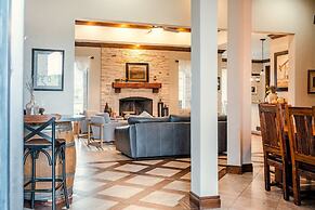 Peaceful Luxurious Ranch Family Reunion