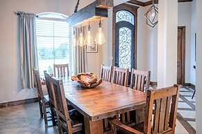 Peaceful Luxurious Ranch Family Reunion