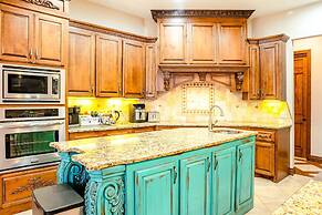 Peaceful Luxurious Ranch Family Reunion