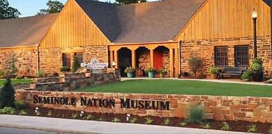 Peaceful Luxurious Ranch Family Reunion