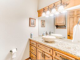 Peaceful Luxurious Ranch Family Reunion