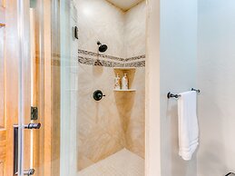 Peaceful Luxurious Ranch Family Reunion