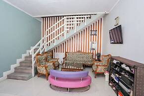 OYO 94251 Sman House