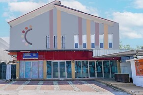 OYO 94251 Sman House