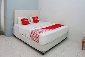 OYO 94251 Sman House