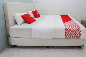 OYO 94251 Sman House