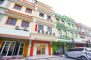 Hotel O Rungkut Near Its Surabaya Formerly Ace Business Hotel