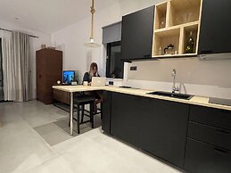 Garden Suite, Beautiful Seaview - Close to Beach