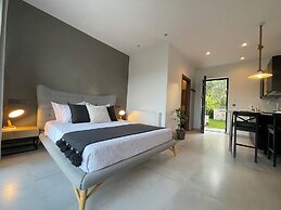 Garden Suite, Beautiful Seaview & Close to Beach