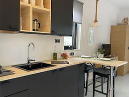 Garden Suite, Beautiful Seaview & Close to Beach