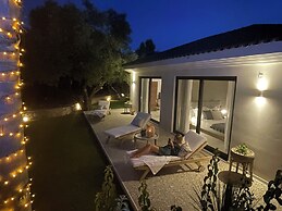 Garden Suite, Beautiful Seaview & Close to Beach