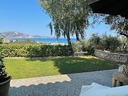 Garden Suite, Beautiful Seaview & Close to Beach