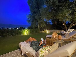 Garden Suite, Beautiful Seaview & Close to Beach